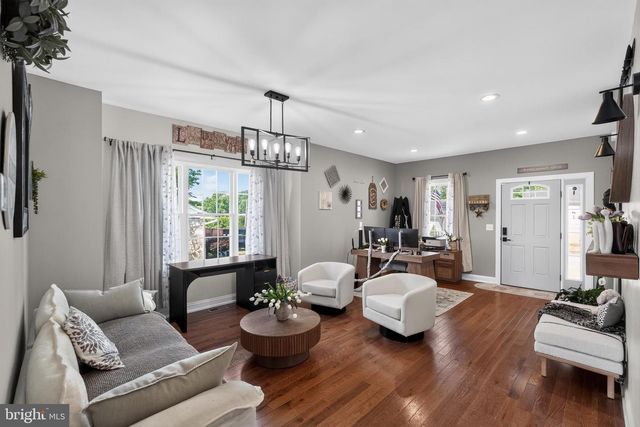 2417 KAY AVE, Trevose, PA 19053