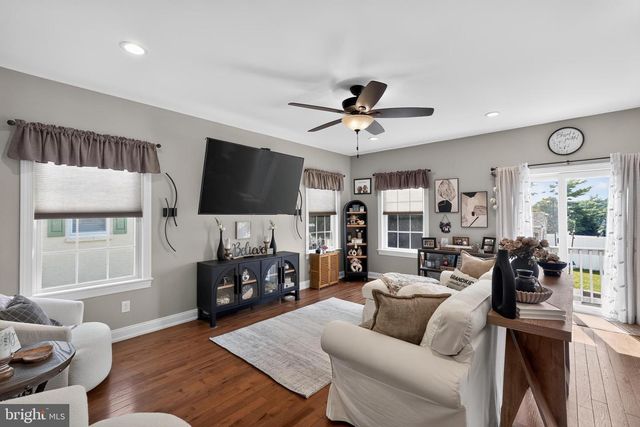 2417 KAY AVE, Trevose, PA 19053