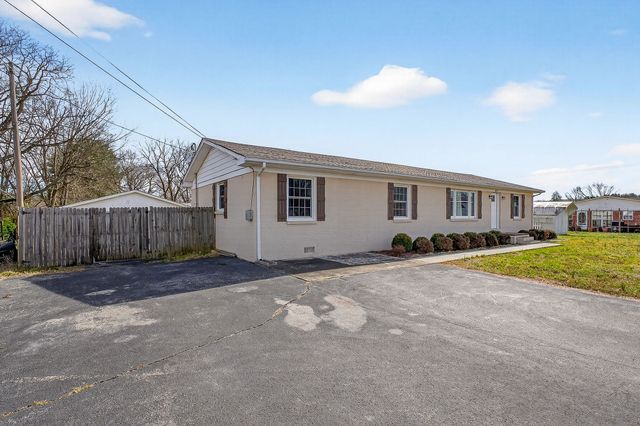 102 Park Ave, Mcminnville, TN 37110