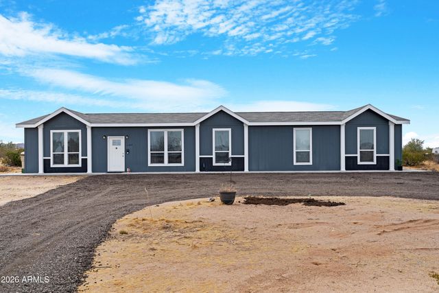 2230 N SUMMERS Lane, Maricopa, AZ 85139