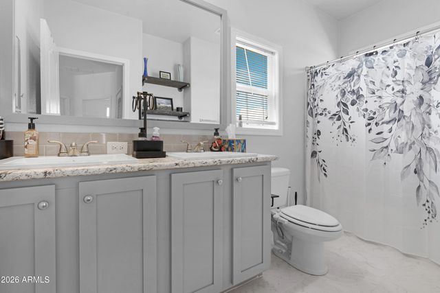 2230 N SUMMERS Lane, Maricopa, AZ 85139