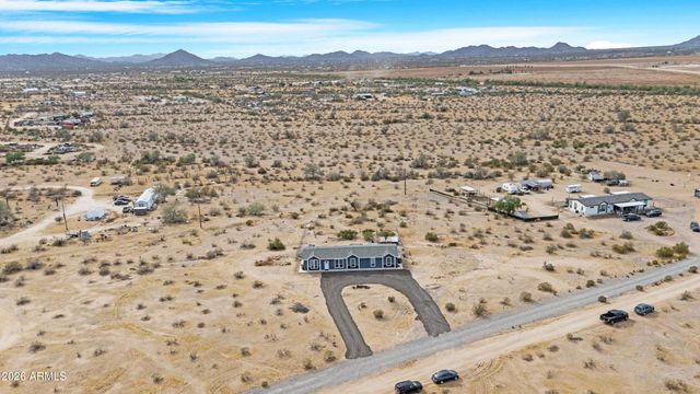 2230 N SUMMERS Lane, Maricopa, AZ 85139