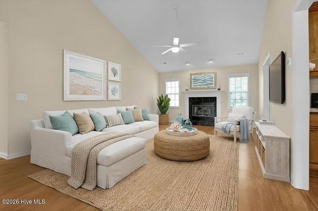 6422 Serena Court, Wilmington, NC 28411