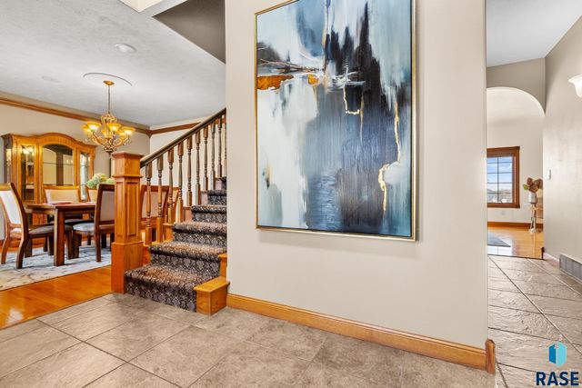 6308 S Grand Prairie Dr Drive, Sioux Falls, SD 57108