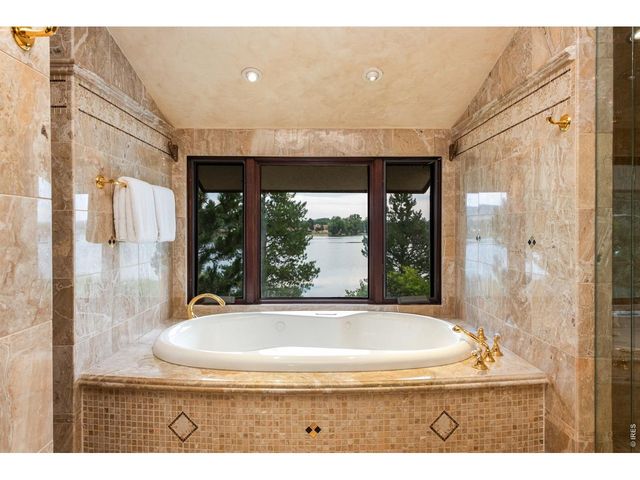 7009 Rozena Dr, Longmont, CO 80503