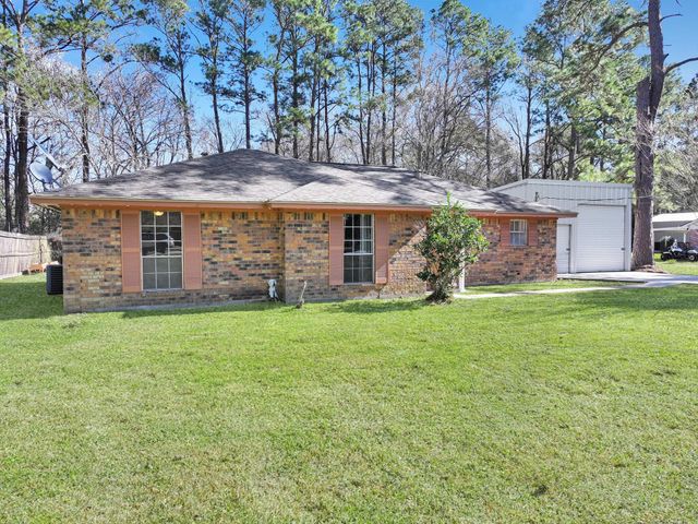 64 Cr 4010, Dayton, TX 77535