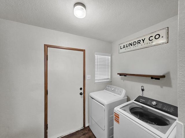 64 Cr 4010, Dayton, TX 77535