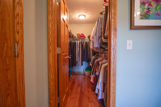 179 LAKE HAVEN Court, Erie, PA 16511