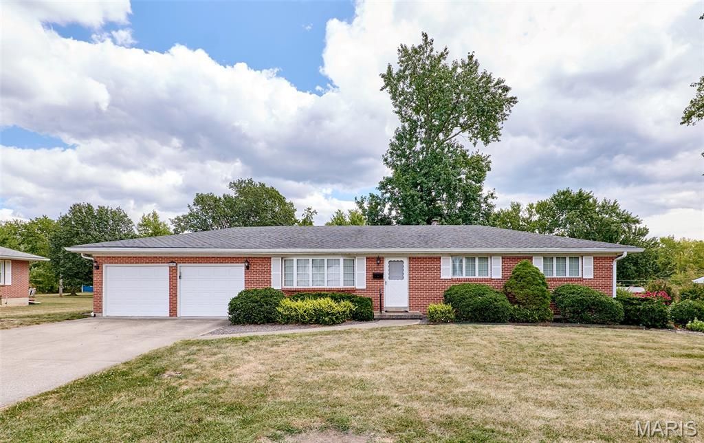 608 2nd Street, Warrenton, MO 63383
