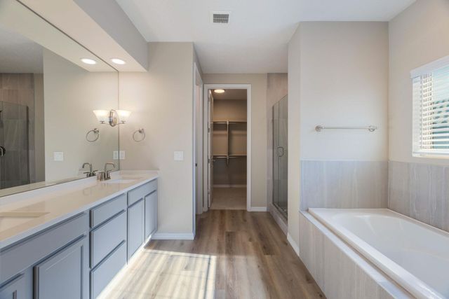 6923 Ava Road NE, Rio Rancho, NM 87144