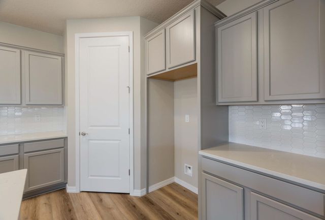 6923 Ava Road NE, Rio Rancho, NM 87144