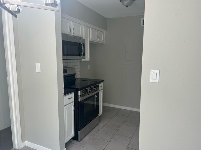 6601 Sands Point Drive 69, Houston, TX 77074