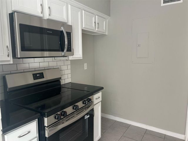 6601 Sands Point Drive 69, Houston, TX 77074
