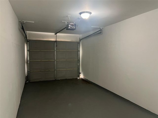 6601 Sands Point Drive 69, Houston, TX 77074