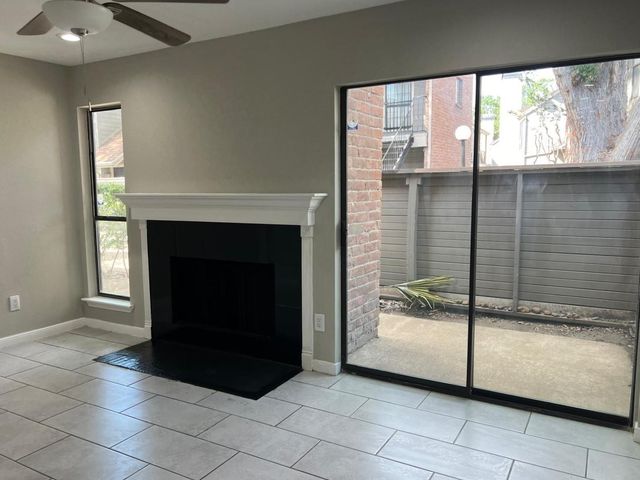 6601 Sands Point Drive 69, Houston, TX 77074