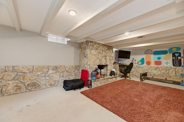 2805 N Richmond Avenue, Wichita, KS 67204