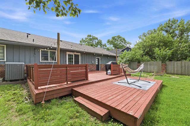 2805 N Richmond Avenue, Wichita, KS 67204