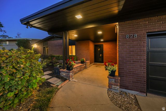 828 N EASTCAPITOL BLVD, Salt Lake City, UT 84103