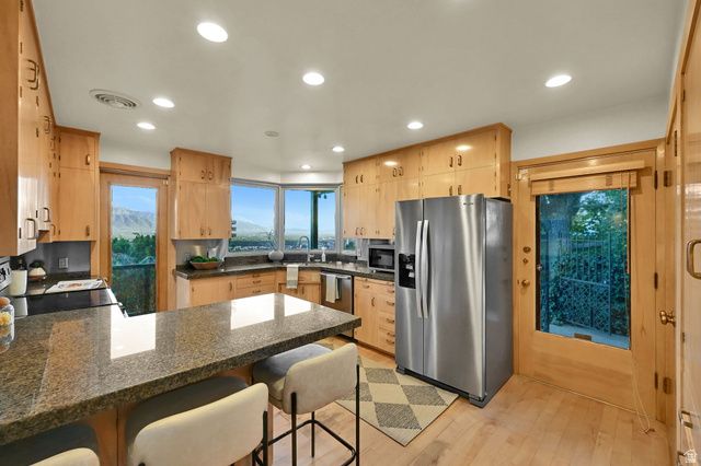 828 N EASTCAPITOL BLVD, Salt Lake City, UT 84103