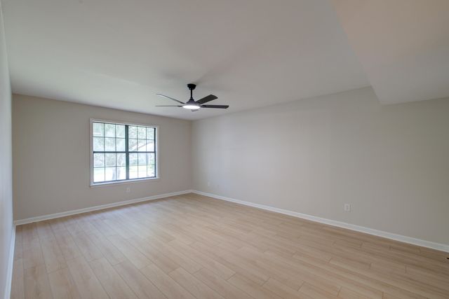 1303 Sand Pine Road, Ladson, SC 29456
