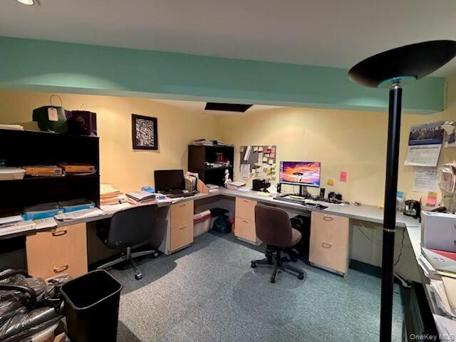 6075 Eliot Avenue, Maspeth, NY 11378