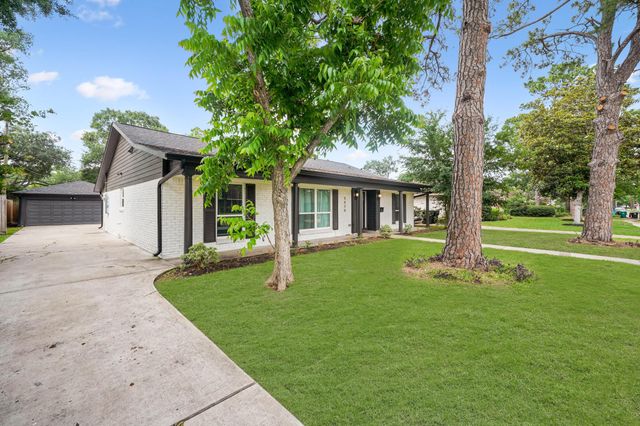5630 Lymbar Drive, Houston, TX 77096