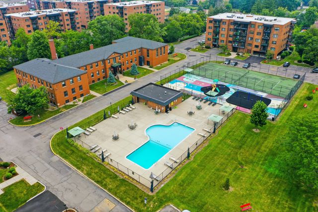 9332 Landings Lane 506, Des Plaines, IL 60016
