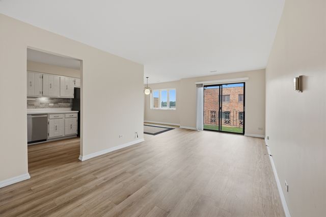 9332 Landings Lane 506, Des Plaines, IL 60016