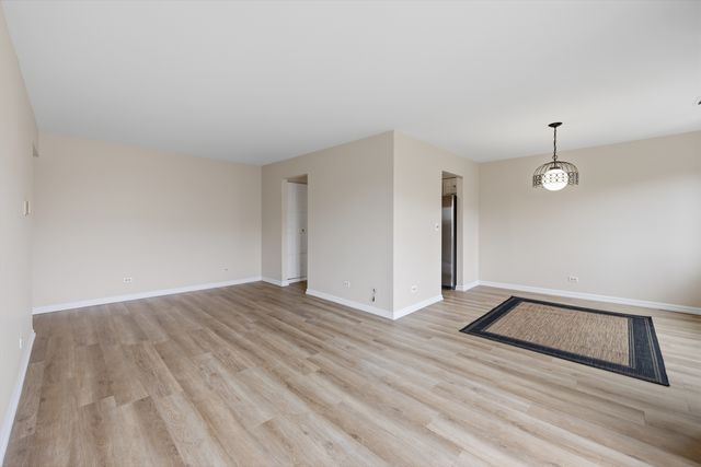 9332 Landings Lane 506, Des Plaines, IL 60016