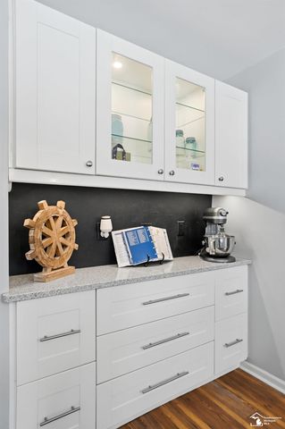 830 Kings Park Road, Monroe Twp, MI 48161