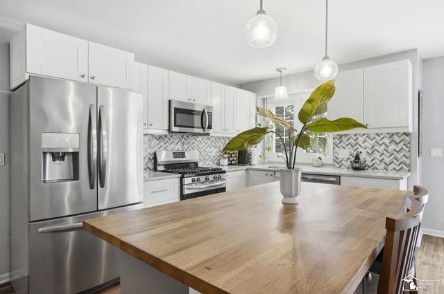 830 Kings Park Road, Monroe Twp, MI 48161