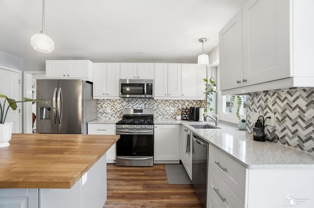 830 Kings Park Road, Monroe Twp, MI 48161