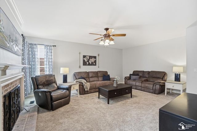 830 Kings Park Road, Monroe Twp, MI 48161