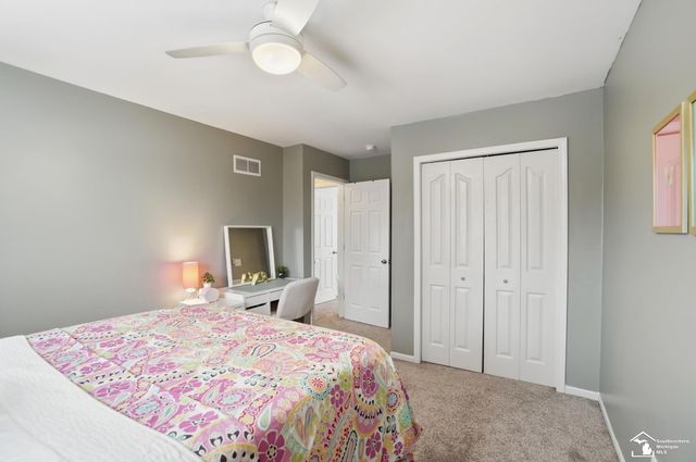 830 Kings Park Road, Monroe Twp, MI 48161