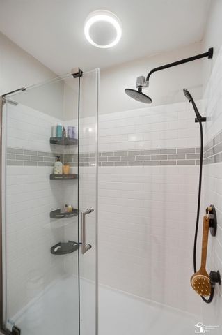 830 Kings Park Road, Monroe Twp, MI 48161