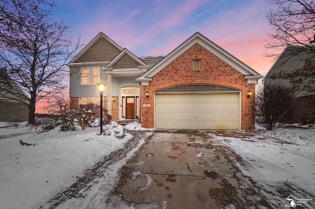 830 Kings Park Road, Monroe Twp, MI 48161