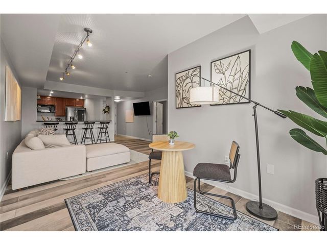 975 N Lincoln St 11H, Denver, CO 80203