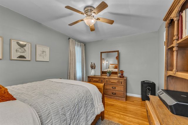 35127 Farragut, Westland, MI 48186