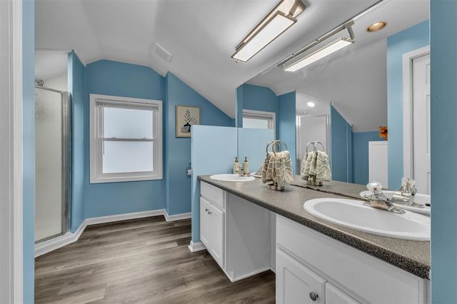 35127 Farragut, Westland, MI 48186