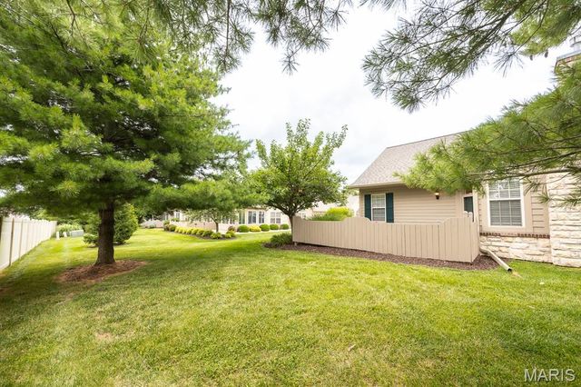 1328 Three Rivers Drive, O'fallon, IL 62269