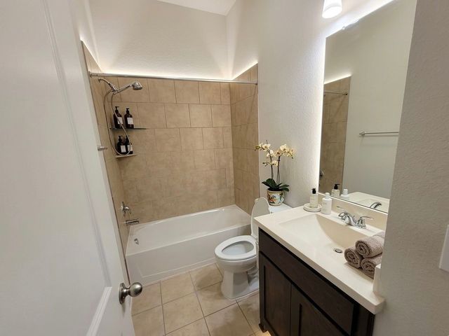 6683 Deleon Street, Irving, TX 75039