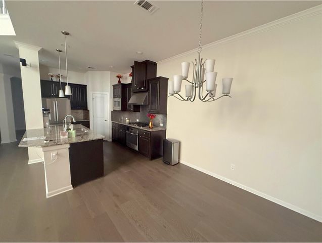 6683 Deleon Street, Irving, TX 75039