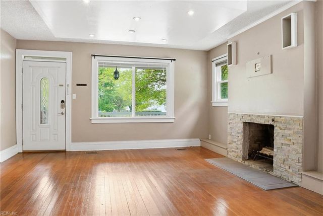 801 Gloucester ST, Hampton, VA 23661