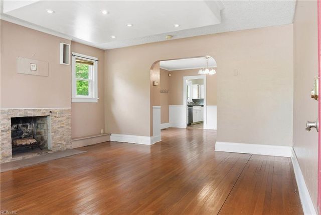 801 Gloucester ST, Hampton, VA 23661