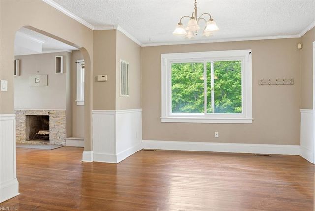 801 Gloucester ST, Hampton, VA 23661