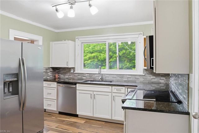 801 Gloucester ST, Hampton, VA 23661