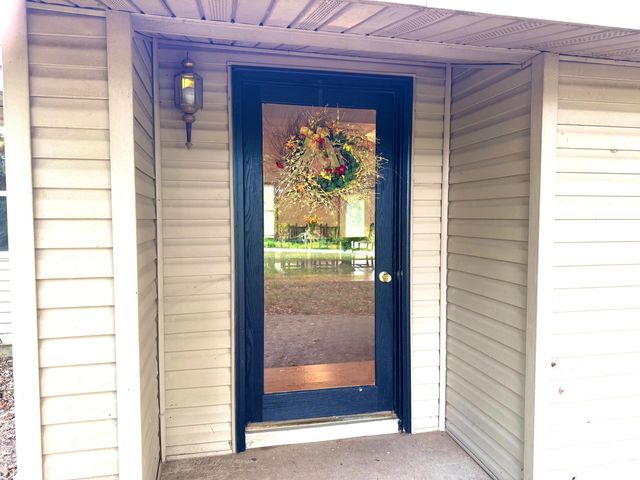 21851 Lawrence 1090, Monett, MO 65708