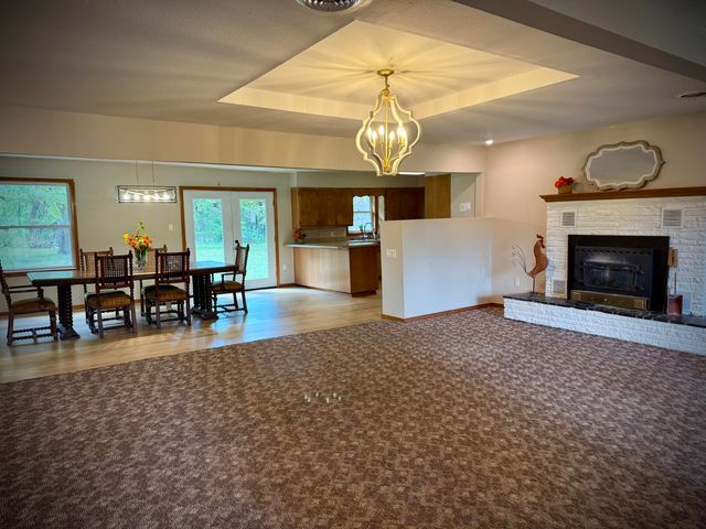 21851 Lawrence 1090, Monett, MO 65708