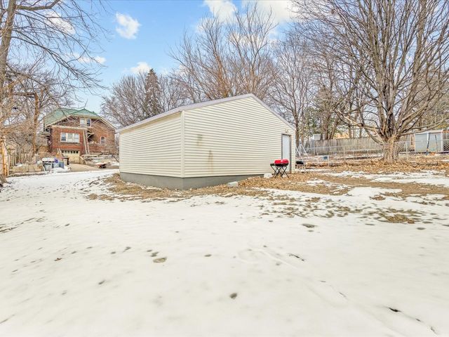 1128 Grant Avenue, Rockford, IL 61103