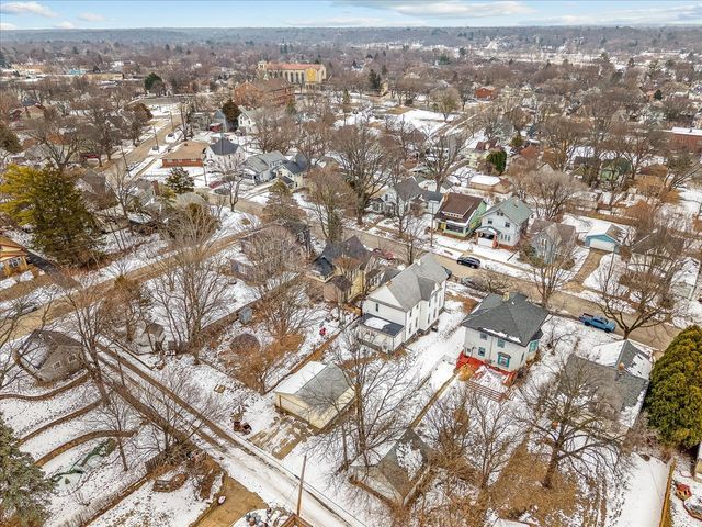 1128 Grant Avenue, Rockford, IL 61103